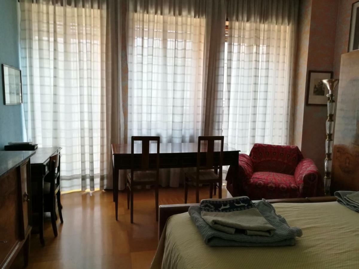 Big Room In Milano Center מראה חיצוני תמונה